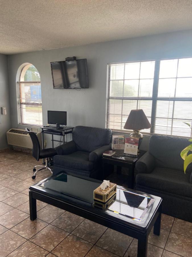 Americas Best Value Inn Meridian Bagian luar foto