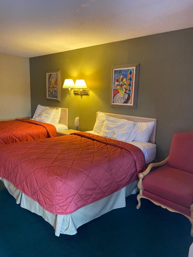 Americas Best Value Inn Meridian Bagian luar foto