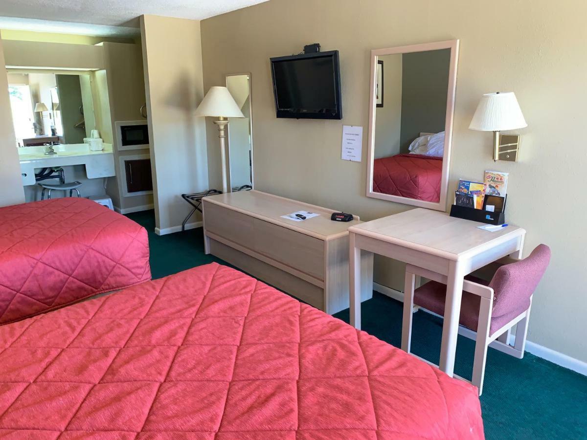 Americas Best Value Inn Meridian Bagian luar foto