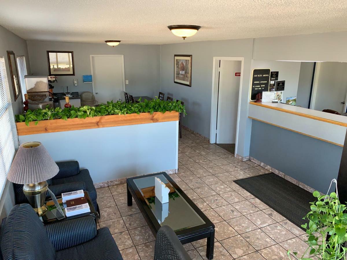 Americas Best Value Inn Meridian Bagian luar foto